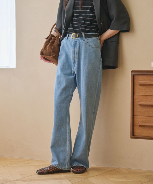 BEAUTY&YOUTH UNITED ARROWS(ビューティーアンドユースユナイテッドアローズ)の「【WEB限定】ワイドフレア デニムパンツ ウォッシャブル(デニムパンツ・レディース・ダークグレー/ネイビー/ライトブルー・L/M/S)」の6枚目の写真