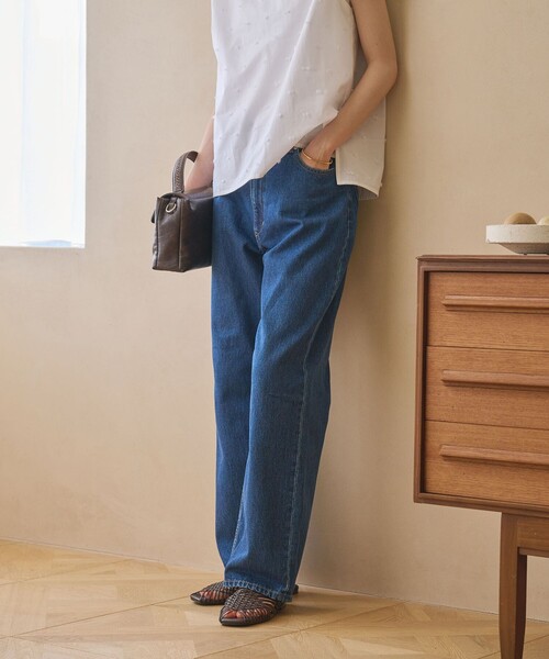 BEAUTY&YOUTH UNITED ARROWS(ビューティーアンドユースユナイテッドアローズ)の「【WEB限定】ワイドフレア デニムパンツ ウォッシャブル(デニムパンツ・レディース・ダークグレー/ネイビー/ライトブルー・L/M/S)」の21枚目の写真