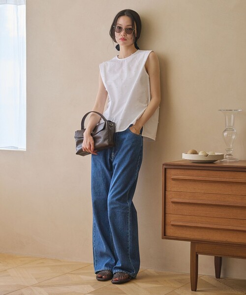 BEAUTY&YOUTH UNITED ARROWS(ビューティーアンドユースユナイテッドアローズ)の「【WEB限定】ワイドフレア デニムパンツ ウォッシャブル(デニムパンツ・レディース・ダークグレー/ネイビー/ライトブルー・L/M/S)」の14枚目の写真