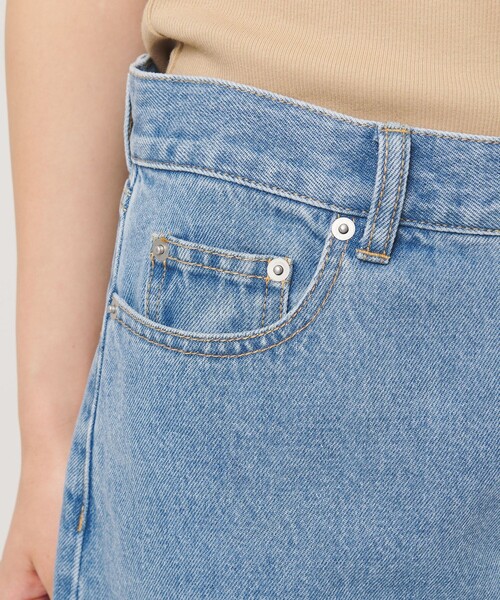 BEAUTY&YOUTH UNITED ARROWS(ビューティーアンドユースユナイテッドアローズ)の「【WEB限定】ワイドフレア デニムパンツ ウォッシャブル(デニムパンツ・レディース・ダークグレー/ネイビー/ライトブルー・L/M/S)」の9枚目の写真