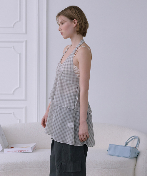 AFTERHOURS（アフターアワーズ）の「CHIFFON LAYERED HALTER DRESS (BEIGE)（ワンピース・レディース・ベージュ・FREE）」の3枚目の写真