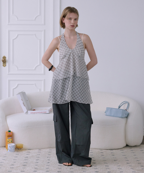 AFTERHOURS（アフターアワーズ）の「CHIFFON LAYERED HALTER DRESS (BEIGE)（ワンピース・レディース・ベージュ・FREE）」の4枚目の写真