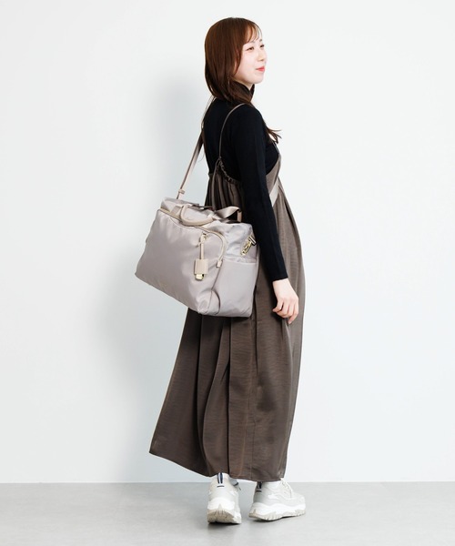 Jewelna Rose（ジュエルナローズ）の「ルフィーヌ ボストンバッグ ショルダーベルト付 16344（ボストンバッグ・レディース・ダークグレー/ブラック/グレイッシュベージュ・FREE）」の7枚目の写真