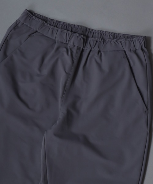 SITRY(シトリー)の「High Function Tapered Pants/マルチファンクション 防風 軽量 ストレッチ 撥水 保温 イージーケア テーパードパンツ イージーパンツ(その他パンツ・メンズ・グレー/ブラック・M/L/LL)」の5枚目の写真