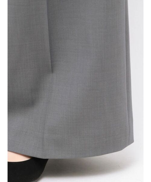 TONAL(トーナル)の「ハイウエストタックワイドパンツ(スラックス・レディース・グレー/ネイビー/ブラウン・MEDIUM/SMALL)」の22枚目の写真
