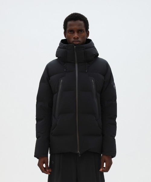 DESCENTE ALLTERRAIN(デサント オルテライン)の「DESCENTE ALLTERRAIN/デサントオルテライン MIZUSAWA MOUNTAINEER 日本製 ナイロン ダウンジャケット パラフードシステム 撥水性 2026年秋冬 秋服(ダウンジャケット/コート・メンズ・ブラック・M/L)」の1枚目の写真