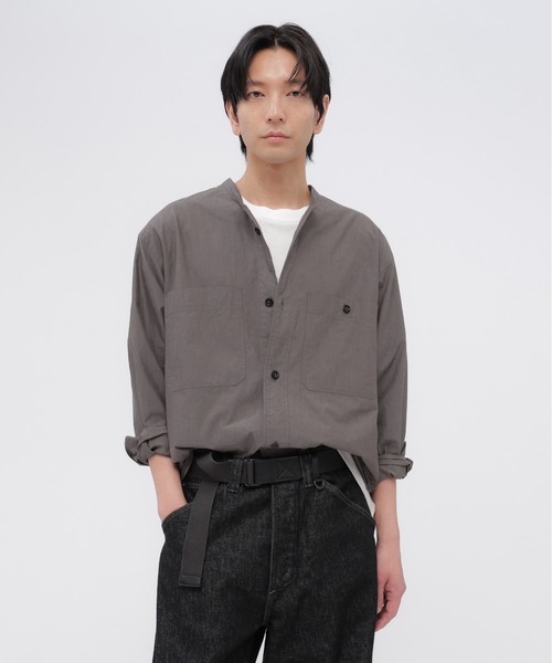 MHL.(エムエイチエル)の「END ON END WEAVE COTTON(シャツ/ブラウス・メンズ・モカ/セージグリーン・LARGE/MEDIUM/SMALL)」の1枚目の写真
