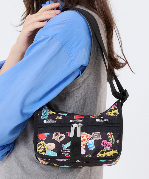 LeSportsac(レスポートサック)の「SMALL EVERYDAY BAG NYCアイコニックステッカーズ(ショルダーバッグ・レディース・その他・FREE)」の1枚目の写真