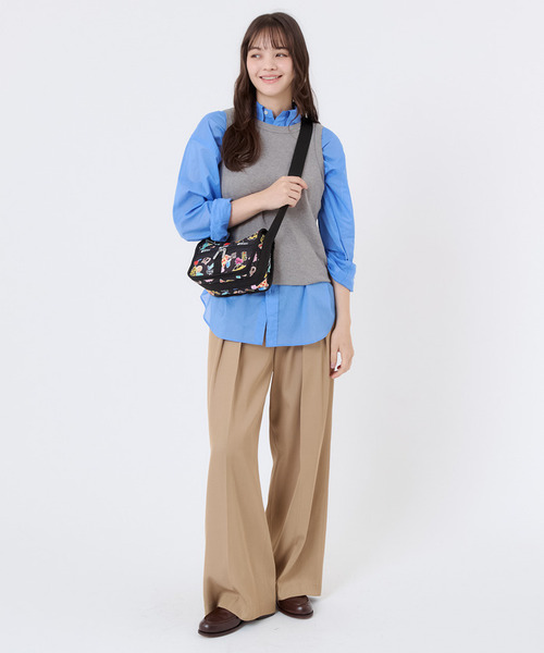 LeSportsac(レスポートサック)の「SMALL EVERYDAY BAG NYCアイコニックステッカーズ(ショルダーバッグ・レディース・その他・FREE)」の3枚目の写真