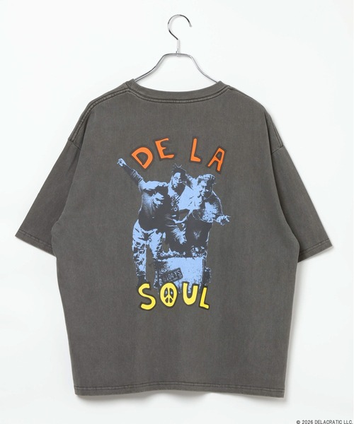 BAYFLOW（ベイフロー）の「【De La Soul】バックプリントアート TEE [一部店舗・WEB限定]（Tシャツ/カットソー・メンズ・ホワイト/チャコールグレー/ベージュ・SMALL/MEDIUM/LARGE）」の6枚目の写真