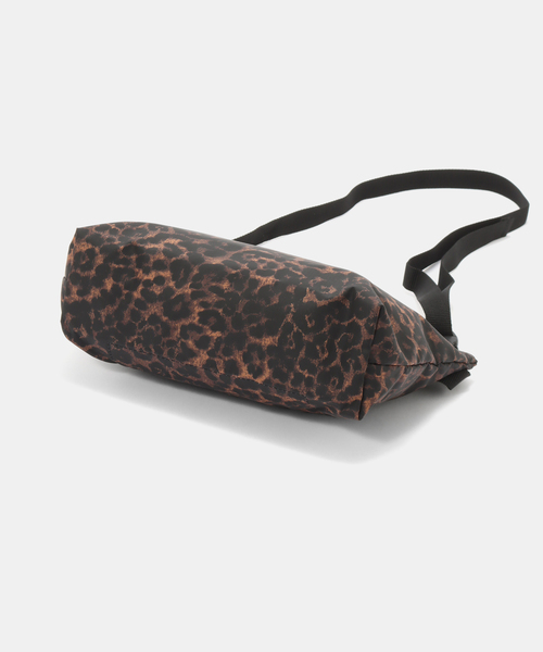 JOURNAL STANDARD relume(ジャーナルスタンダード レリューム)の「【BAGS IN PROGRESS】 Fanny pack crossbody(ショルダーバッグ・レディース・ブラウン・FREE)」の5枚目の写真