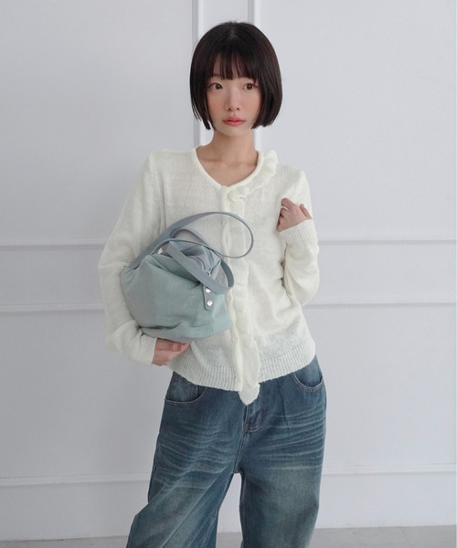 by muni:r(バイ ムニール)の「ヘイズフリルニットカーディガン/2026 AW COLLECTION(ニット/セーター・レディース・チャコール/アイボリー/パープル・FREE)」の9枚目の写真