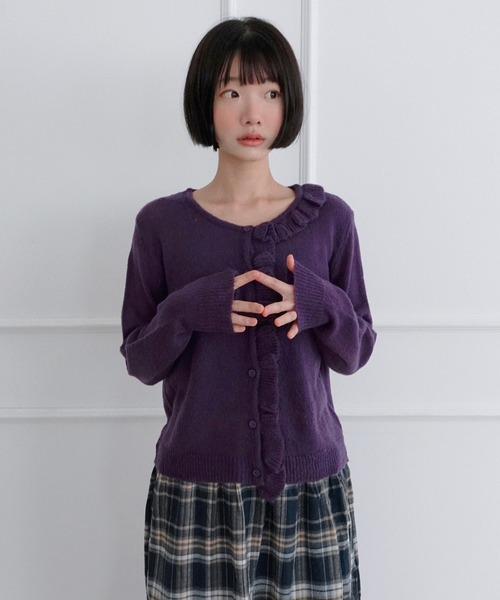 by muni:r(バイ ムニール)の「ヘイズフリルニットカーディガン/2026 AW COLLECTION(ニット/セーター・レディース・チャコール/アイボリー/パープル・FREE)」の14枚目の写真