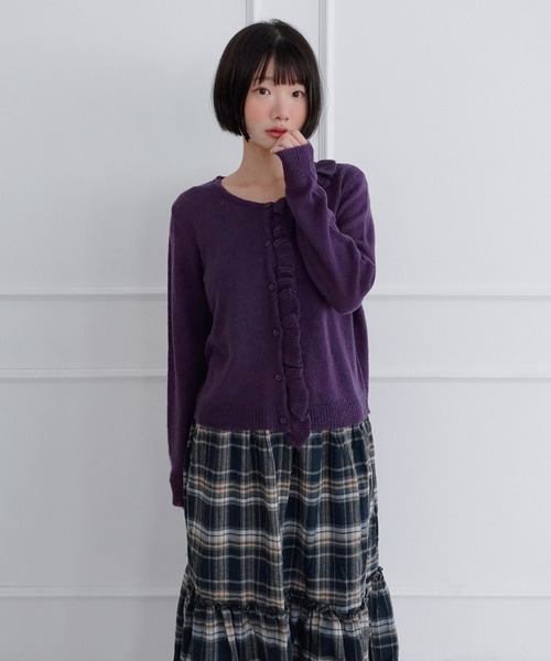 by muni:r(バイ ムニール)の「ヘイズフリルニットカーディガン/2026 AW COLLECTION(ニット/セーター・レディース・チャコール/アイボリー/パープル・FREE)」の15枚目の写真