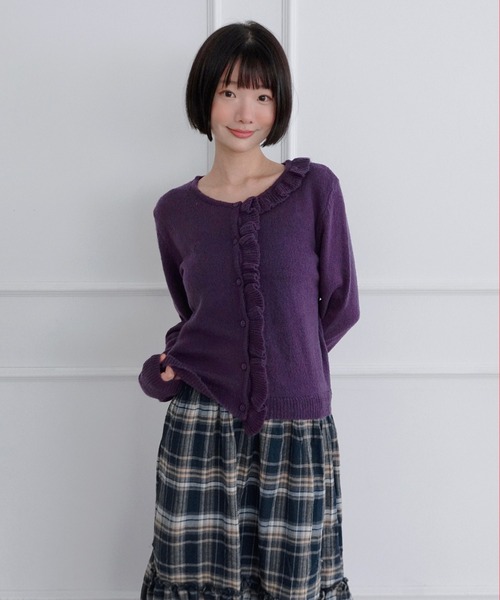 by muni:r(バイ ムニール)の「ヘイズフリルニットカーディガン/2026 AW COLLECTION(ニット/セーター・レディース・チャコール/アイボリー/パープル・FREE)」の19枚目の写真