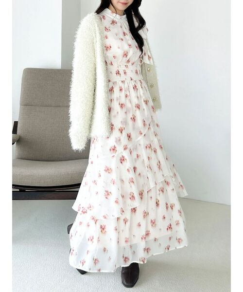dazzlin(ダズリン)の「コールドショルダーアシメシフォンワンピース(ワンピース・レディース・ピンク/ネイビー・SMALL/MEDIUM)」の9枚目の写真