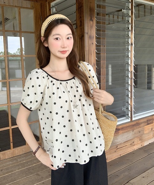 FAVORITO(ファヴォリート)の「ドット柄ブラウス(シャツ/ブラウス・レディース・ブラック/ブラウン・S/M/L)」の4枚目の写真