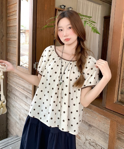 FAVORITO(ファヴォリート)の「ドット柄ブラウス(シャツ/ブラウス・レディース・ブラック/ブラウン・S/M/L)」の9枚目の写真