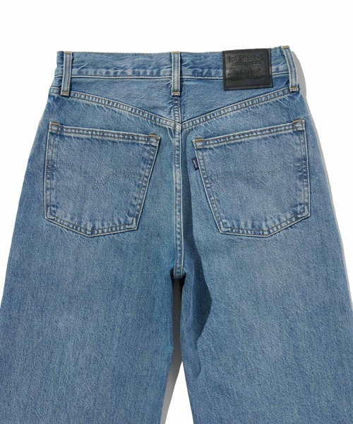Levi's(リーバイス)の「Levi's/リーバイス BLUETAB(TM) ハイライズ フレアジーンズ(デニムパンツ・レディース・インディゴブルー・28inch/27inch/26inch/25inch/24inch/23inch)」の6枚目の写真