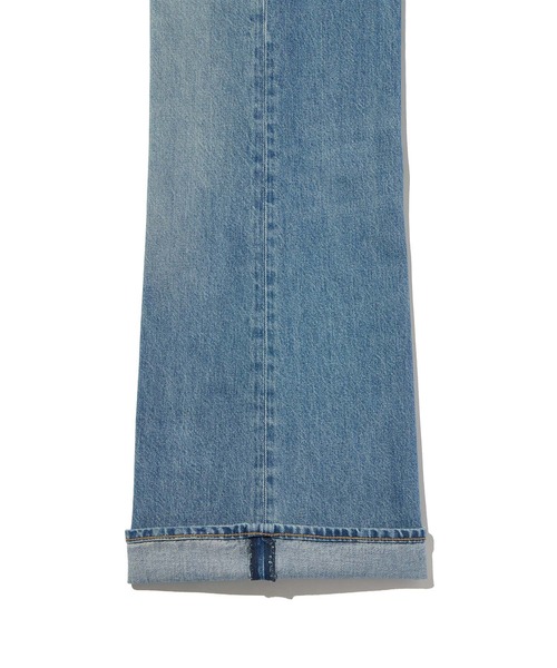 Levi's(リーバイス)の「Levi's/リーバイス BLUETAB(TM) ハイライズ フレアジーンズ(デニムパンツ・レディース・インディゴブルー・28inch/27inch/26inch/25inch/24inch/23inch)」の8枚目の写真