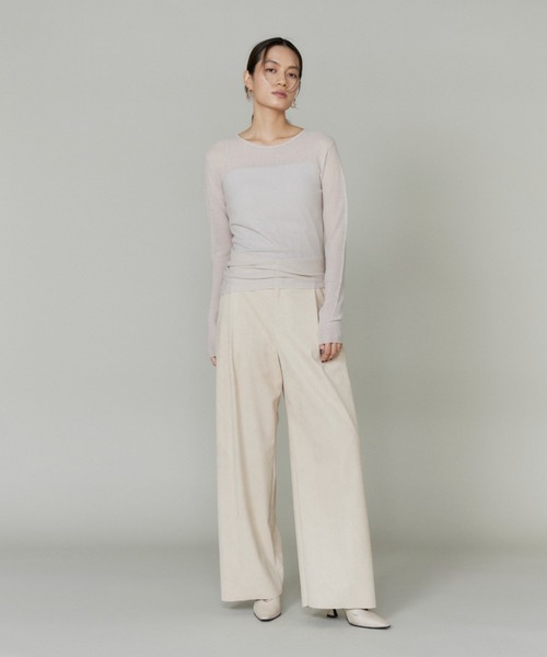 la veille by SUPERIOR CLOSET(ラベイユバイスーペリアクローゼット)の「シアーギャザープルオーバー(ニット/セーター・レディース・ブラック/グレイッシュベージュ・9号)」の8枚目の写真