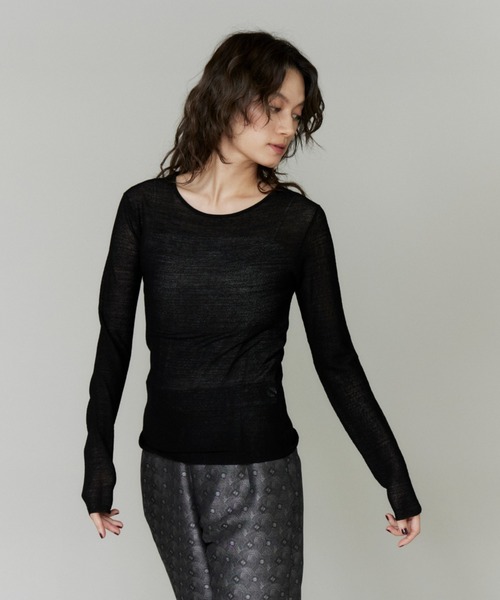 la veille by SUPERIOR CLOSET(ラベイユバイスーペリアクローゼット)の「シアーギャザープルオーバー(ニット/セーター・レディース・ブラック/グレイッシュベージュ・9号)」の15枚目の写真