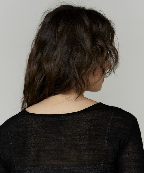 la veille by SUPERIOR CLOSET(ラベイユバイスーペリアクローゼット)の「シアーギャザープルオーバー(ニット/セーター・レディース・ブラック/グレイッシュベージュ・9号)」の20枚目の写真