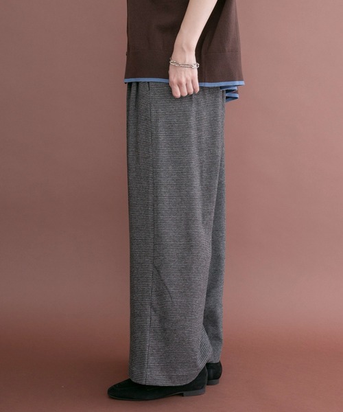 ITEMS URBANRESEARCH（アイテムズ アーバンリサーチ）の「アシメデザインチェックパンツ（その他パンツ・レディース・ブラウン/ブラック・SMALL/MEDIUM）」の4枚目の写真