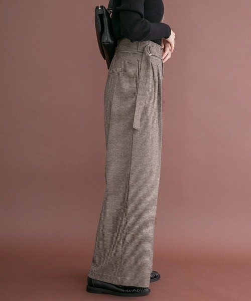 ITEMS URBANRESEARCH（アイテムズ アーバンリサーチ）の「アシメデザインチェックパンツ（その他パンツ・レディース・ブラウン/ブラック・SMALL/MEDIUM）」の8枚目の写真