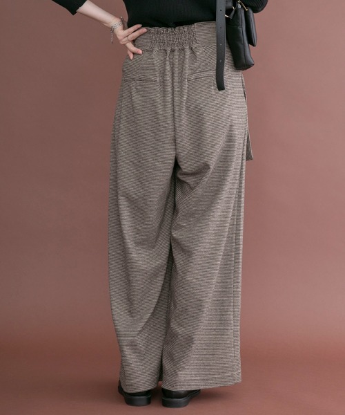 ITEMS URBANRESEARCH（アイテムズ アーバンリサーチ）の「アシメデザインチェックパンツ（その他パンツ・レディース・ブラウン/ブラック・SMALL/MEDIUM）」の9枚目の写真
