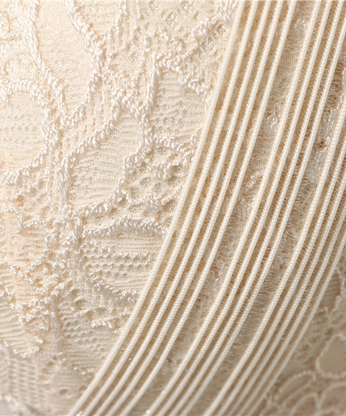ANNEBRA(アンブラ)の「Louvre 3/4モールドカップブラジャー(ブラジャー・レディース・ピンク/ベージュ・C75/D75/B75/C70/C80/D80/G70/F75/B70/D70/F70/E70/E75/E80)」の6枚目の写真