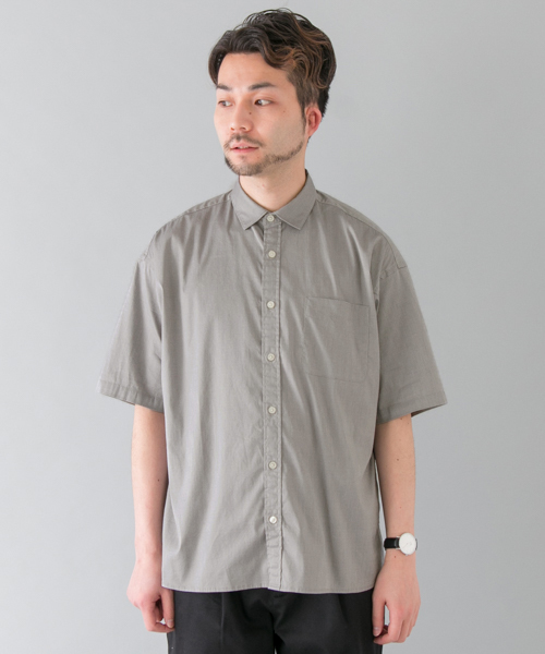 URBAN RESEARCH（アーバンリサーチ）の「UR LYCRA STRETCH LOOSE SHIRTS（シャツ/ブラウス・メンズ・ベージュ/グレー/ブラック/ホワイト・MEDIUM/LARGE）」の7枚目の写真