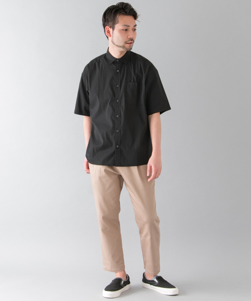 URBAN RESEARCH（アーバンリサーチ）の「UR LYCRA STRETCH LOOSE SHIRTS（シャツ/ブラウス・メンズ・ベージュ/グレー/ブラック/ホワイト・MEDIUM/LARGE）」の16枚目の写真