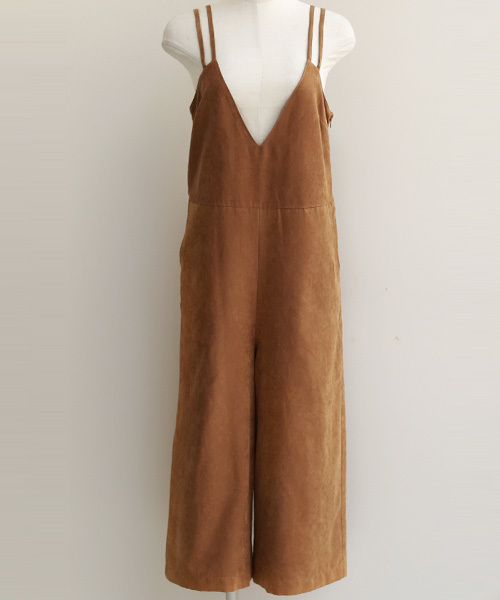 REAL CUBE(リアルキューブ)の「REAL CUBE ピーチスエードキャミオールインワン(つなぎ/オールインワン・レディース・ネイビー/テラコッタ/キャメル/ボルドー/カーキ・38)」の11枚目の写真