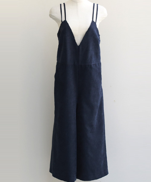 REAL CUBE(リアルキューブ)の「REAL CUBE ピーチスエードキャミオールインワン(つなぎ/オールインワン・レディース・ネイビー/テラコッタ/キャメル/ボルドー/カーキ・38)」の12枚目の写真