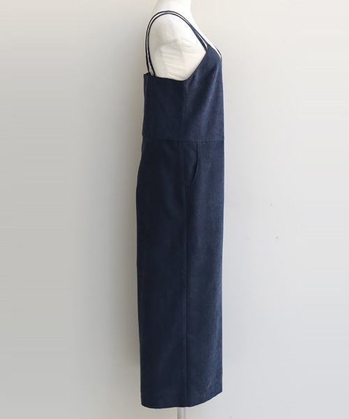 REAL CUBE(リアルキューブ)の「REAL CUBE ピーチスエードキャミオールインワン(つなぎ/オールインワン・レディース・ネイビー/テラコッタ/キャメル/ボルドー/カーキ・38)」の15枚目の写真