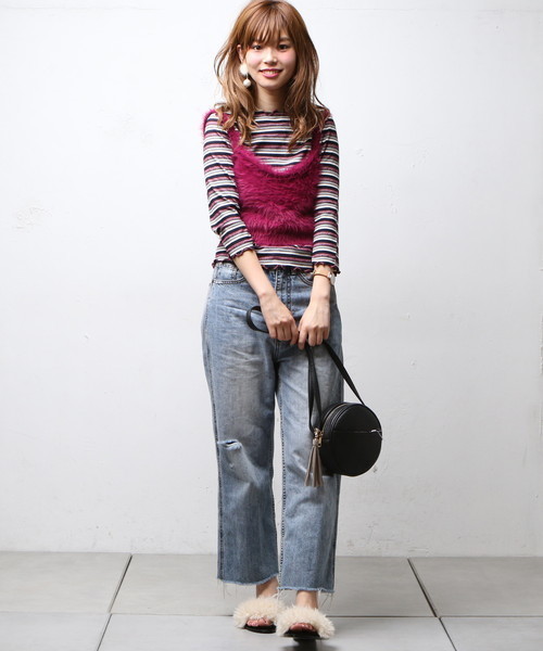 natural couture（ナチュラルクチュール）の「モンスターシャギービスチェ（ニット/セーター・レディース・アイボリー/ブラック/グリーン/プラム・FREE）」の4枚目の写真