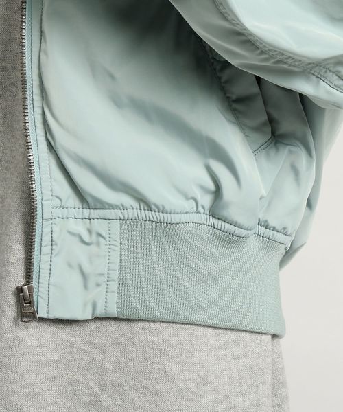 Alpha Industries（アルファインダストリーズ）の「【ALPHA】ドロップショルダーMA-1（MA-1・レディース・ライトグレー/ブラック/ベージュ/グリーン・M）」の9枚目の写真