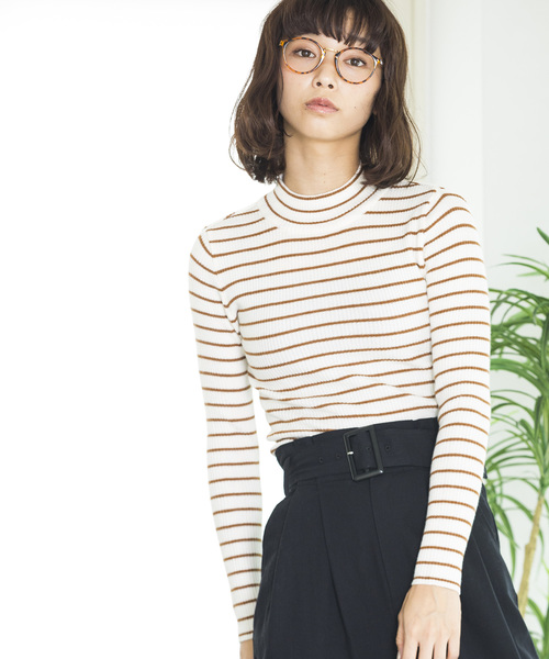 WEGO(ウィゴー)の「WEGO/リブハイネックニット(ニット/セーター・レディース・ブラック/ダークグリーン/ネイビー/ブラウン/オフホワイト/マスタード/杢グレー/ライトピンク/ワイン/ライトベージュ/ホワイト系その他5/ブラウン系その他5/イエロー系その他6/レッド系その他5/オレンジ/パープル/ライム・FREE)」の7枚目の写真