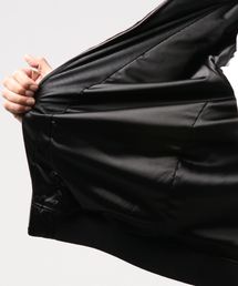GOSTAR DE FUGA（ゴスタール ジフーガ）の「限定スカジャン