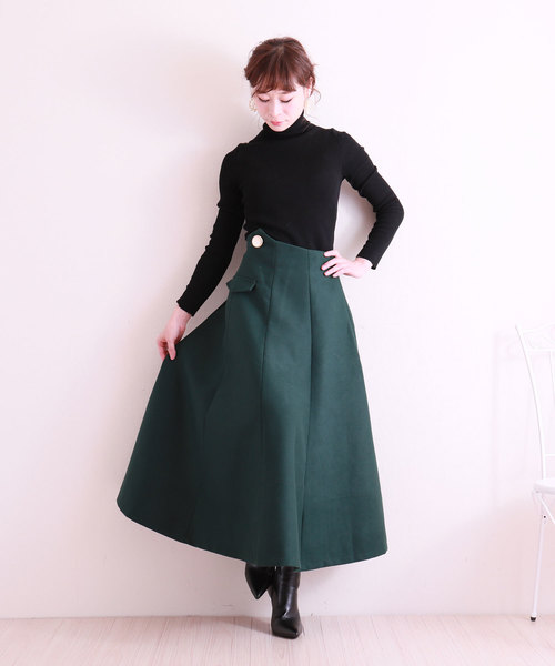 Sawa a la mode（サワアラモード）の「カッティングが美しいロングスカート（スカート・レディース・グリーン・FREE）」の4枚目の写真