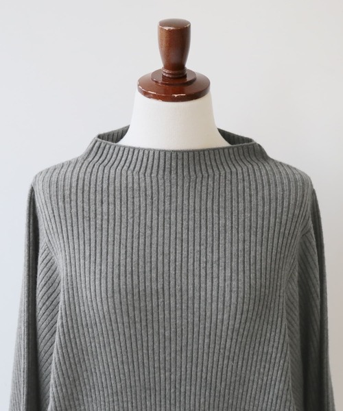 n'OrLABEL(ノアールレーベル)の「『パフスリーブデザインリブニット』(ニット/セーター・レディース・チャコールグレー/ブラック/レッド/アイボリー/ダークグリーン/ピンクベージュ/ブルー・FREE)」の8枚目の写真