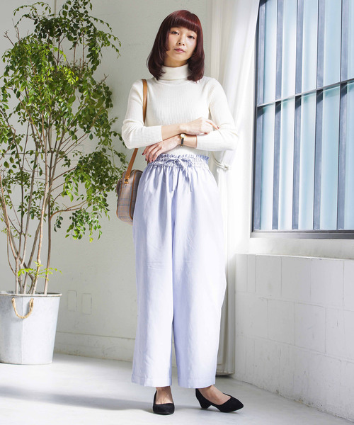 WEGO（ウィゴー）の「WEGO/ピーチサテンワイドパンツ（その他パンツ・レディース・ライトピンク/ブラック/サックスブルー/キャメル・MEDIUM/LARGE/SMALL）」の12枚目の写真