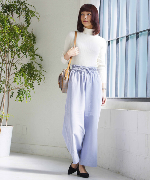 WEGO（ウィゴー）の「WEGO/ピーチサテンワイドパンツ（その他パンツ・レディース・ライトピンク/ブラック/サックスブルー/キャメル・MEDIUM/LARGE/SMALL）」の14枚目の写真