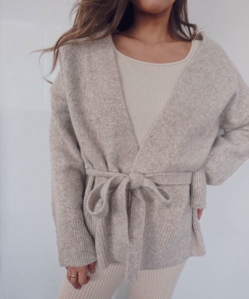 TRUNC（トランクエイティーエイト）の「Waist Cord  Design Cardigan（カーディガン/ボレロ・レディース・ベージュ/その他・FREE）」の8枚目の写真