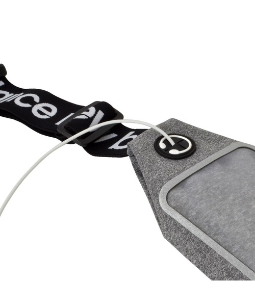 NEW BALANCE（ニューバランス）の「new balance [ランニングポーチ] スポーツ ランニング スマホポーチ ケース 小物入れ（スポーツグッズ・メンズ・ブラック/グレー/ピンク・MEDIUM/ONE SIZE）」の4枚目の写真