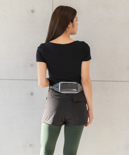 NEW BALANCE（ニューバランス）の「new balance [ランニングポーチ] スポーツ ランニング スマホポーチ ケース 小物入れ（スポーツグッズ・メンズ・ブラック/グレー/ピンク・MEDIUM/ONE SIZE）」の14枚目の写真