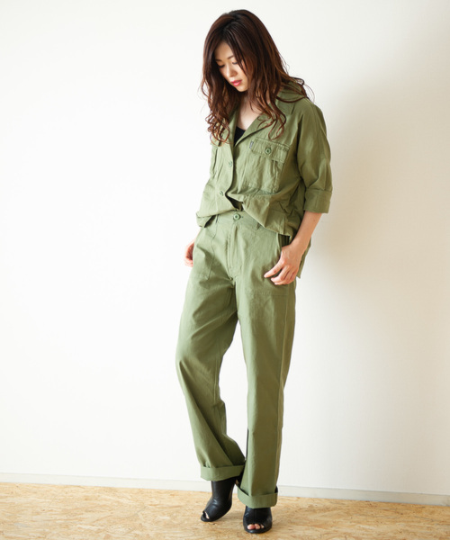ROGER AND RAW（ロジャーアンドロウ）の「Roger&Raw / Backギャザーミリタリーシャツ（シャツ/ブラウス・レディース・ブラック/ベージュ/カーキ/スモークピンク・M）」の16枚目の写真