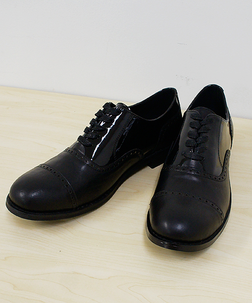 CIAOPANIC（チャオパニック）の「【1 to 10 people】DRESS SHOES(ドレスシューズ)（スニーカー・メンズ・ブラック/ダークブラウン・27.0cm/26.0cm）」の3枚目の写真