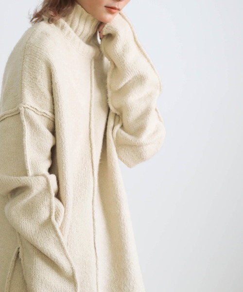 select MOCA(セレクトモカ)の「リンキングオーバーサイズタートルニット(ニット/セーター・レディース・アッシュグレー/ブラック/ブラウン/アイボリー/ダークブルー・FREE)」の8枚目の写真